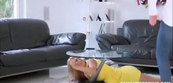  Hot Mom Alexis Fawx Stuck under Table and Fucked by Stepson jimslimmer 240p